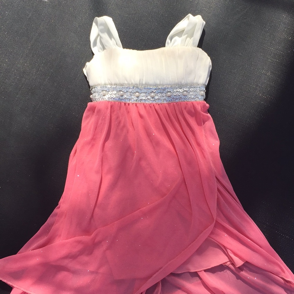 Girls dress